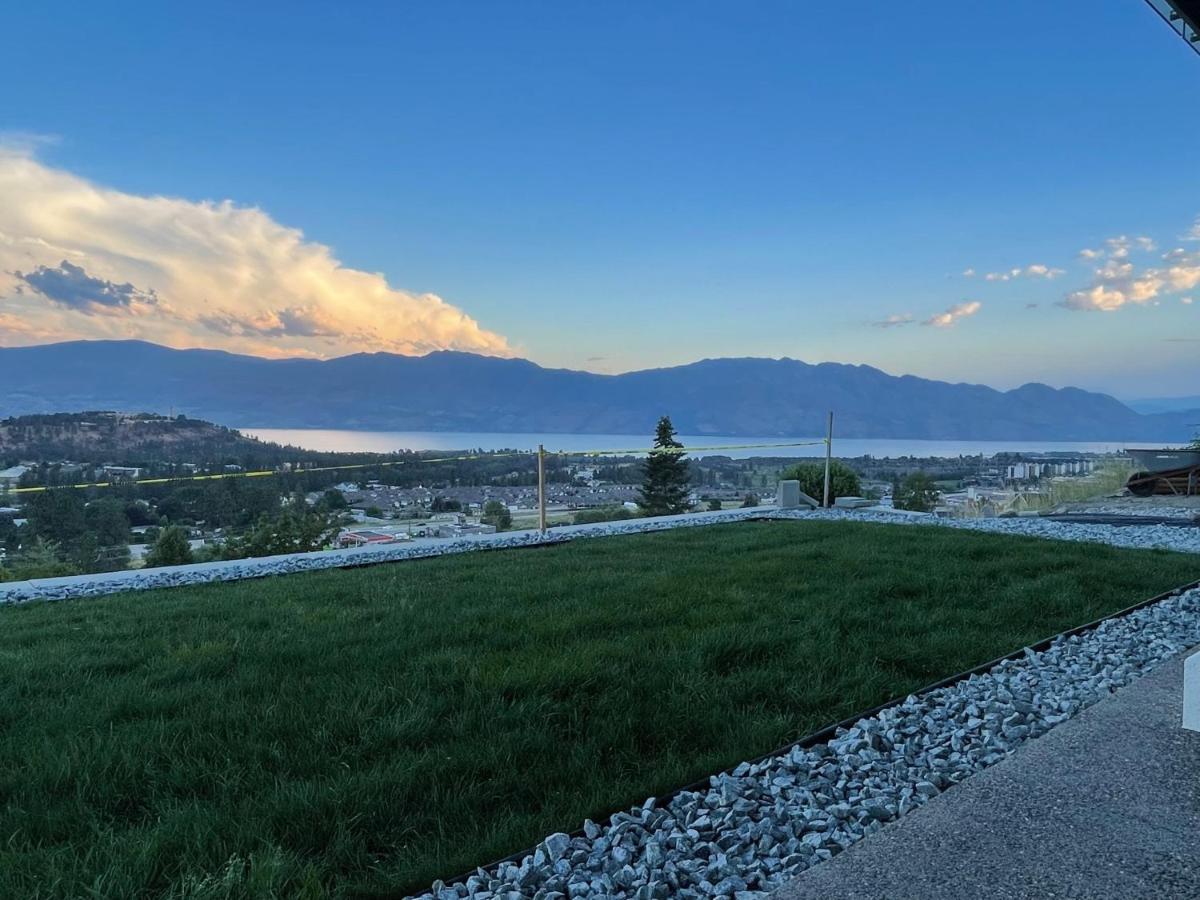 Shannon Heights B&B كيلونا الغربية المظهر الخارجي الصورة