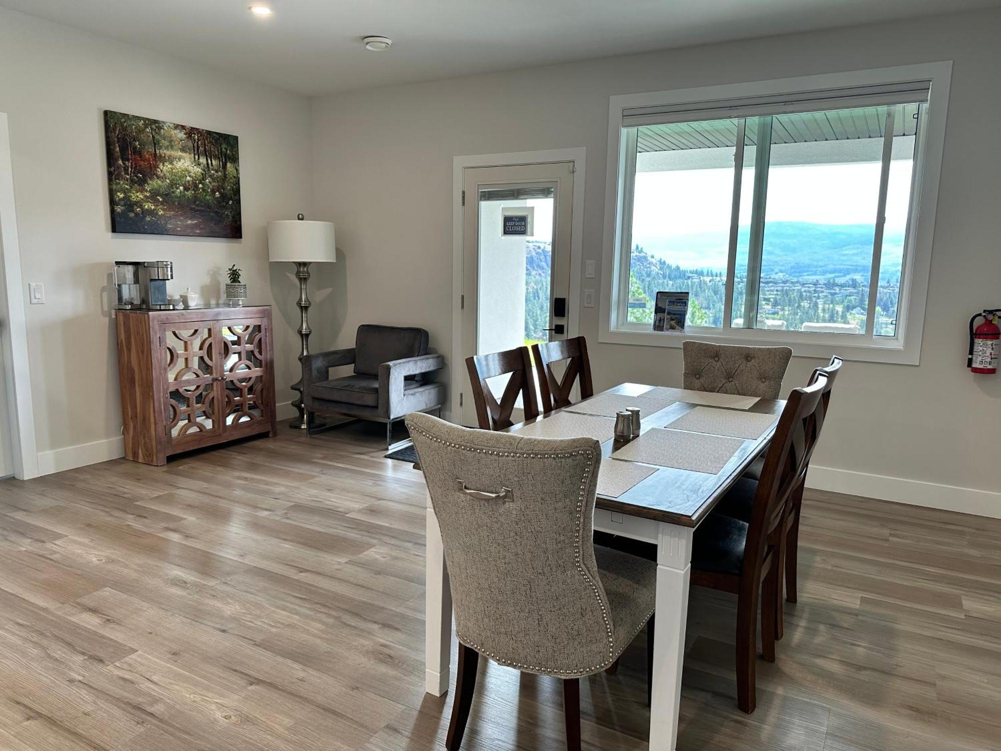 Shannon Heights B&B كيلونا الغربية المظهر الخارجي الصورة